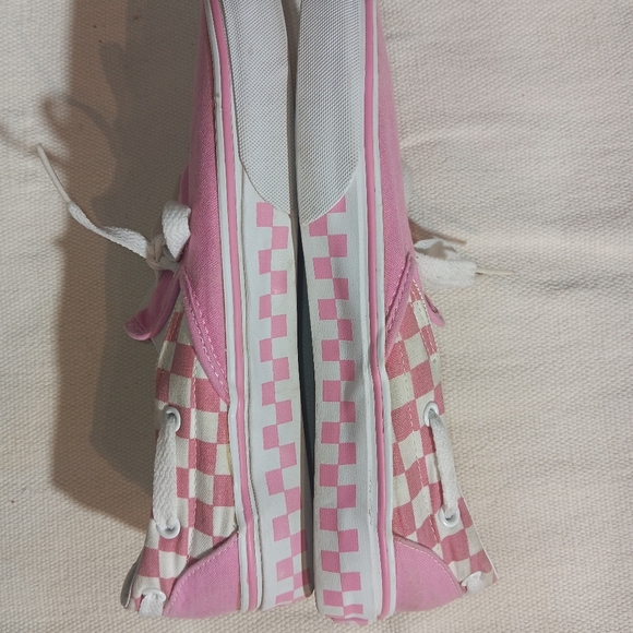 Pink Canvas Sneakers with White Laces - Picture 3 of 7